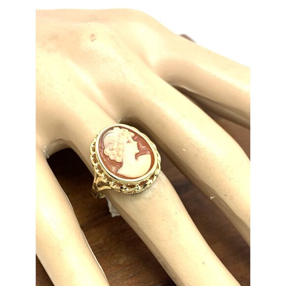 Cameo Cocktail Ring 18k Yellow Gold Estate Jewelry Vintage Women's Size 8 - Picture 7 of 16